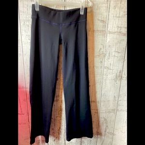 - Lululemon black pants with flare size 10